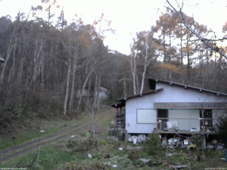 長野県菅平高原 ゆたか山荘 西側(坂上) 2025/11/11 16:30