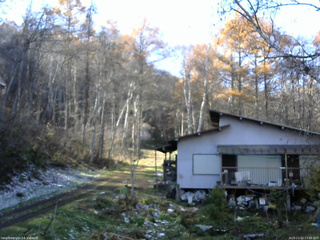 長野県菅平高原 ゆたか山荘 西側(坂上) 2025/11/12 13:00