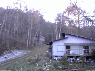 長野県菅平高原 ゆたか山荘 西側(坂上) 2025/11/12 15:15