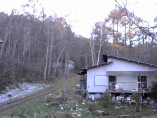 長野県菅平高原 ゆたか山荘 西側(坂上) 2025/11/12 15:45