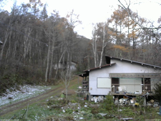 長野県菅平高原 ゆたか山荘 西側(坂上) 2025/11/13 07:00