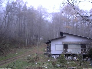 長野県菅平高原 ゆたか山荘 西側(坂上) 2025/11/14 06:45