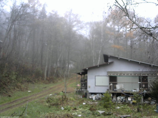 長野県菅平高原 ゆたか山荘 西側(坂上) 2025/11/14 11:15