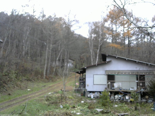 長野県菅平高原 ゆたか山荘 西側(坂上) 2025/11/14 13:15