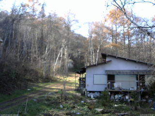 長野県菅平高原 ゆたか山荘 西側(坂上) 2025/11/15 13:15