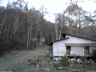 長野県菅平高原 ゆたか山荘 西側(坂上) 2025/11/16 06:30