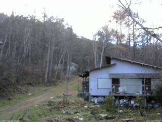 長野県菅平高原 ゆたか山荘 西側(坂上) 2025/11/18 15:00