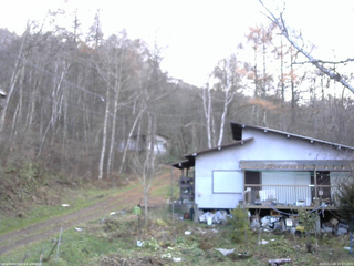 長野県菅平高原 ゆたか山荘 西側(坂上) 2025/11/18 15:15