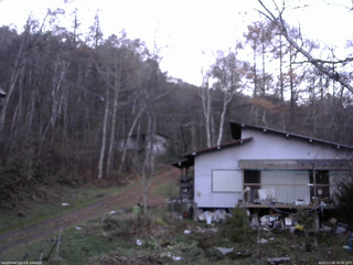 長野県菅平高原 ゆたか山荘 西側(坂上) 2025/11/18 16:30