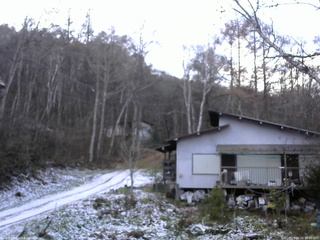 長野県菅平高原 ゆたか山荘 西側(坂上) 2025/11/21 15:00