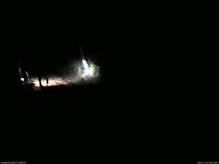 長野県菅平高原 ゆたか山荘 東側(坂下) 2025/11/22 18:00