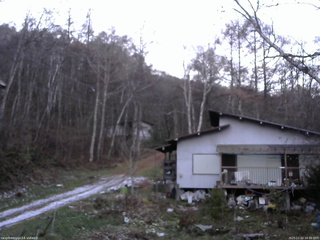 長野県菅平高原 ゆたか山荘 西側(坂上) 2025/11/22 16:30
