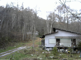 長野県菅平高原 ゆたか山荘 西側(坂上) 2025/11/23 12:45