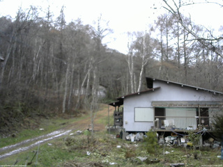 長野県菅平高原 ゆたか山荘 西側(坂上) 2025/11/23 13:00
