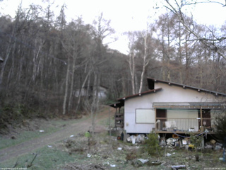 長野県菅平高原 ゆたか山荘 西側(坂上) 2025/11/25 06:45
