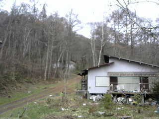長野県菅平高原 ゆたか山荘 西側(坂上) 2025/11/25 10:15