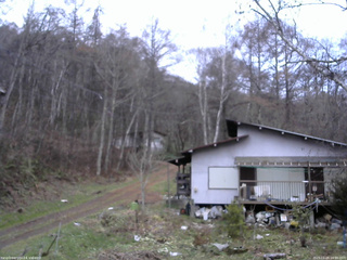 長野県菅平高原 ゆたか山荘 西側(坂上) 2025/11/25 16:00