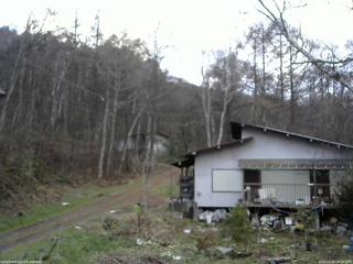 長野県菅平高原 ゆたか山荘 西側(坂上) 2025/11/25 16:15