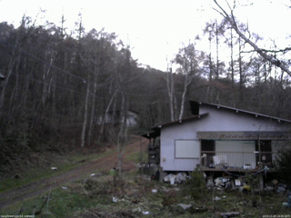 長野県菅平高原 ゆたか山荘 西側(坂上) 2025/11/25 16:45