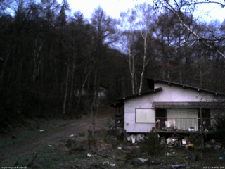 長野県菅平高原 ゆたか山荘 西側(坂上) 2025/11/26 06:15