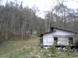 長野県菅平高原 ゆたか山荘 西側(坂上) 2025/11/26 12:45