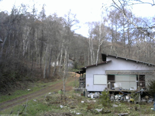 長野県菅平高原 ゆたか山荘 西側(坂上) 2025/11/27 12:00