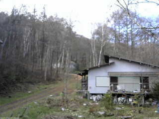 長野県菅平高原 ゆたか山荘 西側(坂上) 2025/11/27 12:15