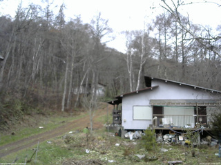 長野県菅平高原 ゆたか山荘 西側(坂上) 2025/11/27 15:00