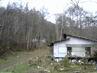 長野県菅平高原 ゆたか山荘 西側(坂上) 2025/11/28 08:30