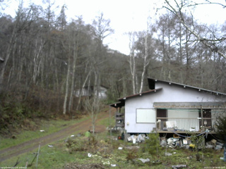 長野県菅平高原 ゆたか山荘 西側(坂上) 2025/11/28 08:45
