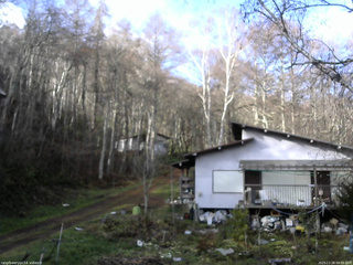 長野県菅平高原 ゆたか山荘 西側(坂上) 2025/11/28 09:15