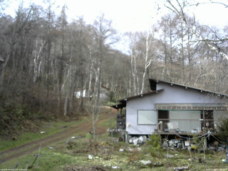 長野県菅平高原 ゆたか山荘 西側(坂上) 2025/11/28 11:15