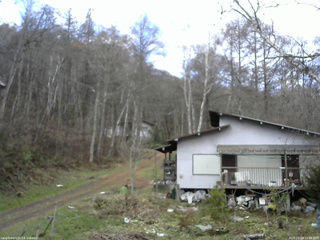 長野県菅平高原 ゆたか山荘 西側(坂上) 2025/11/28 12:30