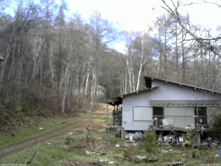 長野県菅平高原 ゆたか山荘 西側(坂上) 2025/11/28 12:45