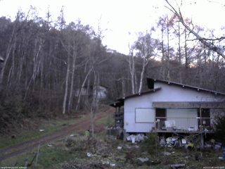 長野県菅平高原 ゆたか山荘 西側(坂上) 2025/11/28 16:15