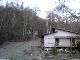 長野県菅平高原 ゆたか山荘 西側(坂上) 2025/11/30 06:45
