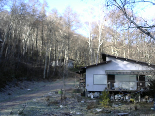 長野県菅平高原 ゆたか山荘 西側(坂上) 2025/11/30 09:15