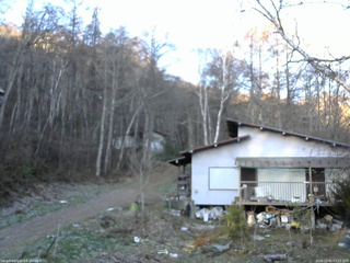 長野県菅平高原 ゆたか山荘 西側(坂上) 2025/12/01 07:15