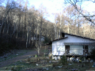 長野県菅平高原 ゆたか山荘 西側(坂上) 2025/12/01 08:30