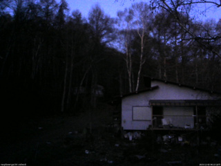 長野県菅平高原 ゆたか山荘 西側(坂上) 2025/12/02 06:15