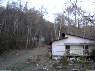 長野県菅平高原 ゆたか山荘 西側(坂上) 2025/12/02 06:45