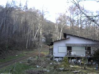 長野県菅平高原 ゆたか山荘 西側(坂上) 2025/12/02 13:15