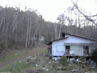 長野県菅平高原 ゆたか山荘 西側(坂上) 2025/12/02 15:45
