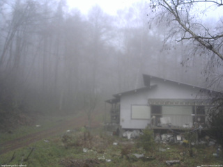 長野県菅平高原 ゆたか山荘 西側(坂上) 2025/12/03 07:30