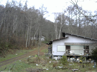 長野県菅平高原 ゆたか山荘 西側(坂上) 2025/12/03 08:30