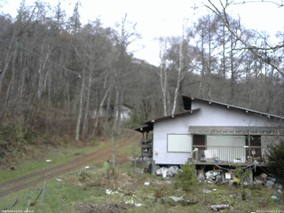 長野県菅平高原 ゆたか山荘 西側(坂上) 2025/12/03 09:15