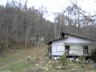 長野県菅平高原 ゆたか山荘 西側(坂上) 2025/12/03 09:30