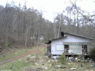 長野県菅平高原 ゆたか山荘 西側(坂上) 2025/12/03 13:30