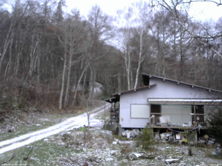 長野県菅平高原 ゆたか山荘 西側(坂上) 2025/12/03 15:45