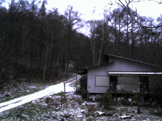 長野県菅平高原 ゆたか山荘 西側(坂上) 2025/12/03 16:45